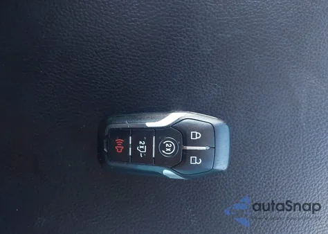 2017 Ford F-150 Lariat из США, поврежденный, VIN 1FTEW1CF8HKC39208